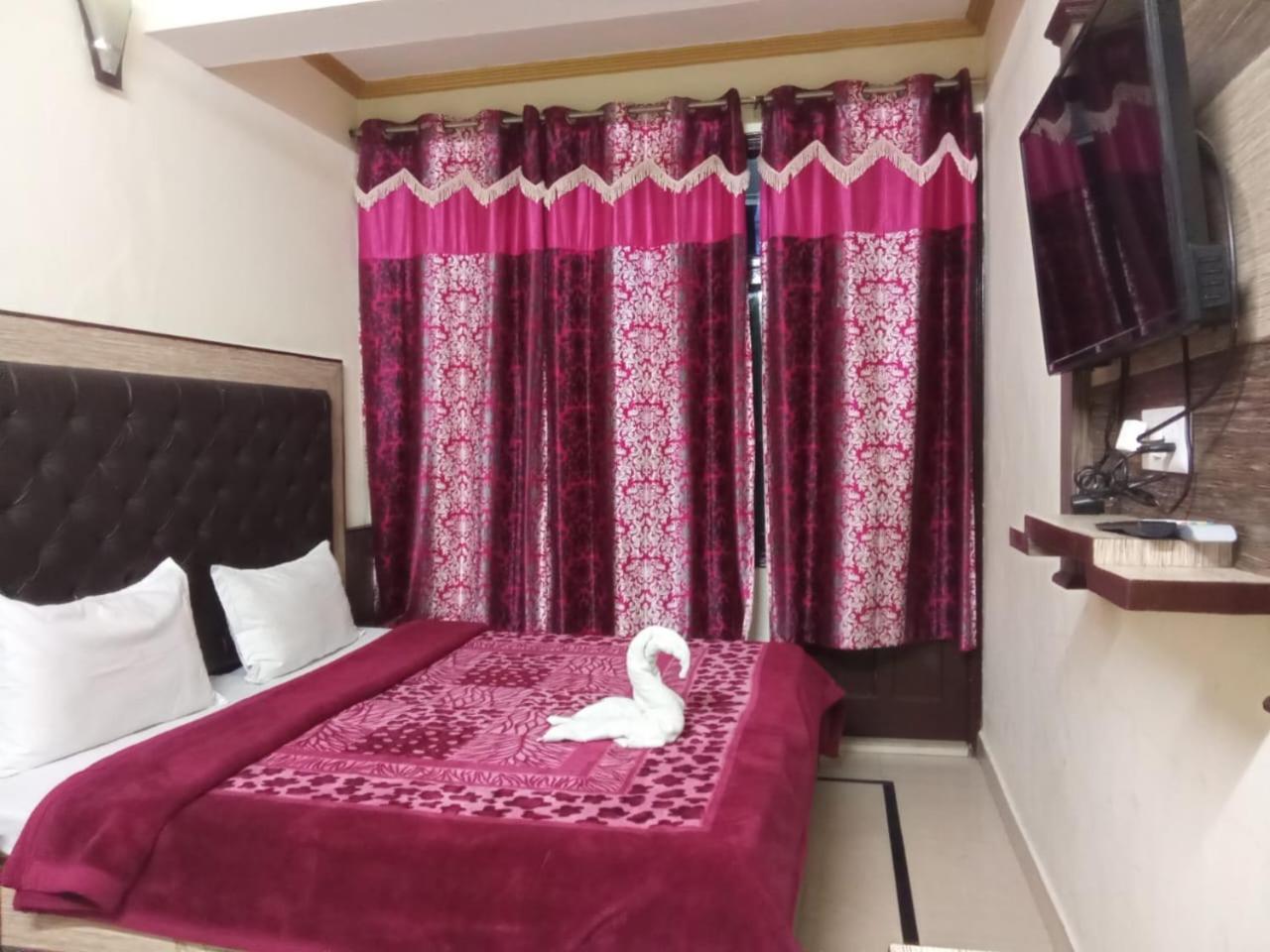 Krishna Holiday Guest House Block II Dharamshala Buitenkant foto